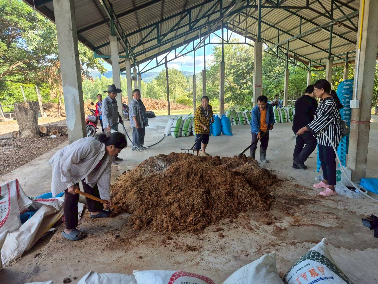 title - ส.ป.ก.อุตรดิตถ์ ดำเนินการจัดฝึกอบรม โครงการพัฒนาเกษตรกรรมยั่งยืน กิจกรรมพัฒนาเกษตรกรรมยั่งยืนในเขตปฏิรูปที่ดิน ปีงบประมาณ พ.ศ. ๒๕๖๙ หลักสูตร “การขยายองค์ความรู้เกษตรกรรมยั่งยืนในเขตปฏิรูปที่ดิน”
